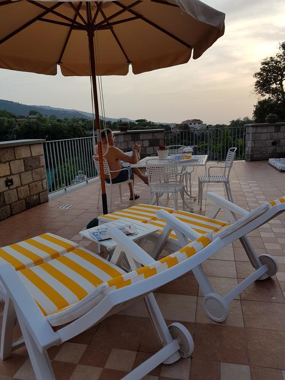 Chez Chantal Bed and Breakfast Meta Εξωτερικό φωτογραφία