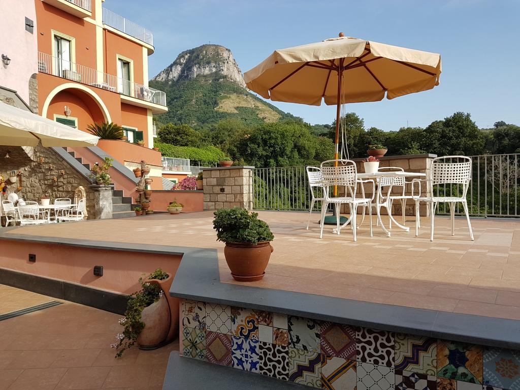 Chez Chantal Bed and Breakfast Meta Εξωτερικό φωτογραφία